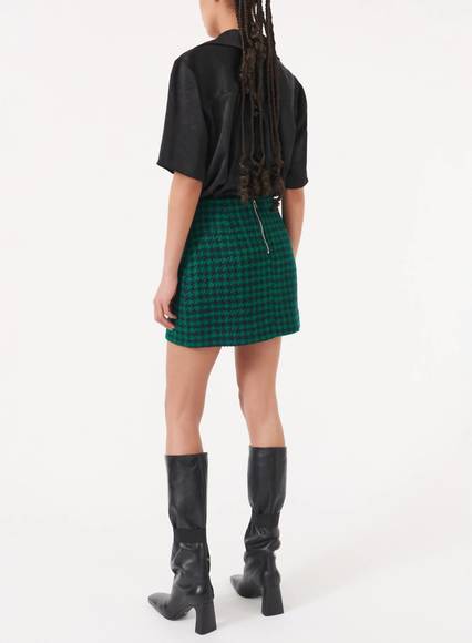 NEW BAUM UND PFERDGARTEN shanna boucle mini skirt in green check - Picture 2 of 3